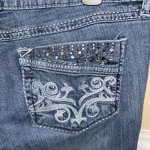 Wrangler Rock 47 - Picture 4 of 6